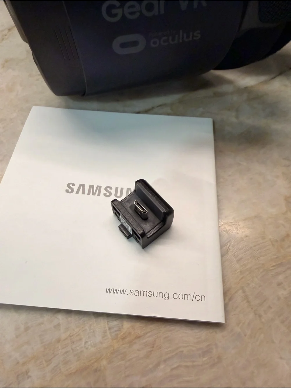 Samsung Oculus Gear VR Headset - Blue Black